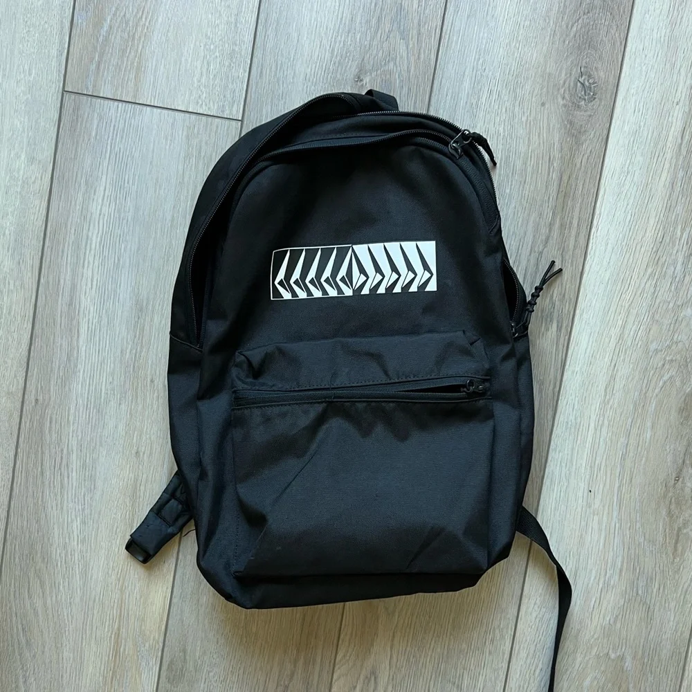 Volcom backpack - Picture 2 of 2